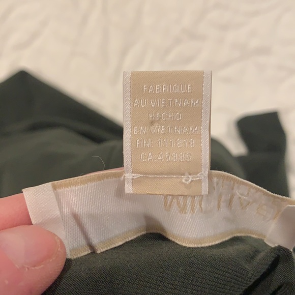 Olive green maxi dress with side slit. Worn twice - Picture 7 of 7